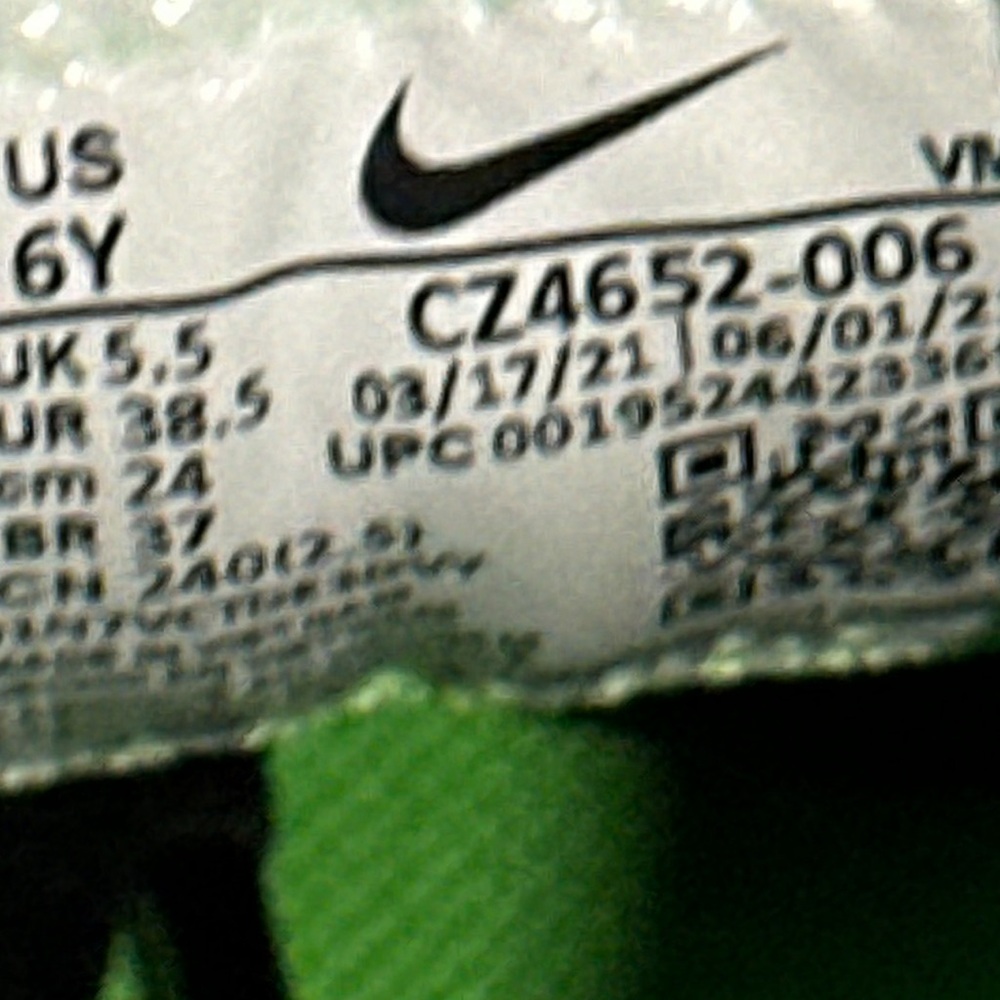 Women’s Nike Air Max Genome Athletic Sneakers, Size 6Y…Size Women 8! - Picture 6 of 12